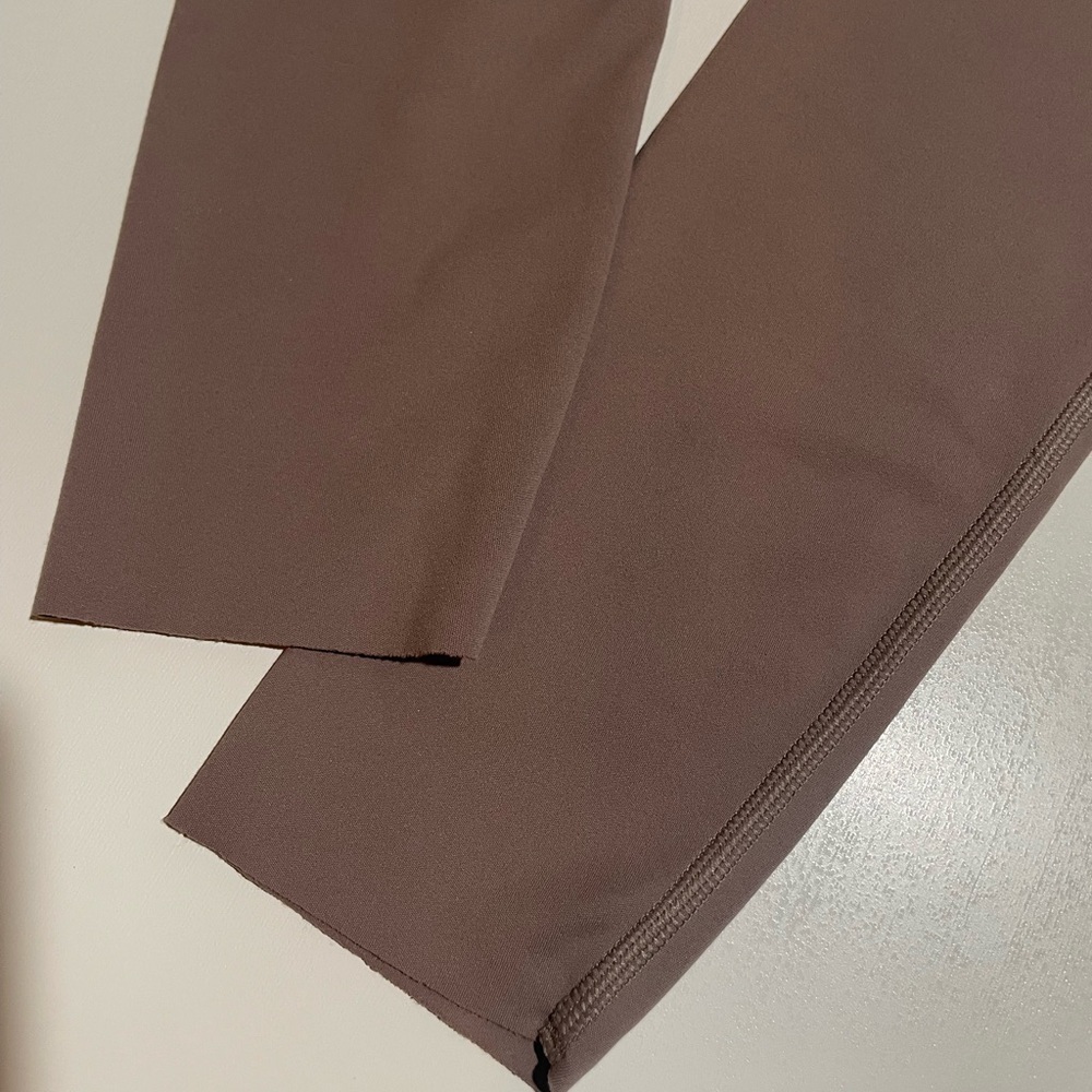 Women's VS PINK Yoga Leggings Side Pockets Logo Back - Picture 5 of 10